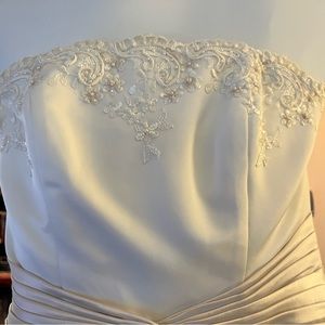 Beautiful size 14 wedding dress champagne and ivory. Under bustle included.